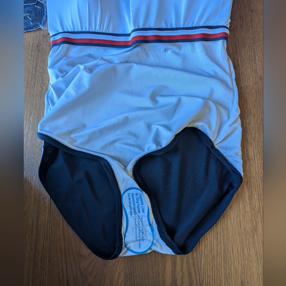 Tommy Hilfiger Full Coverage Colorblock Women's One Piece NWT Multiple Sizes - Picture 9 of 15
